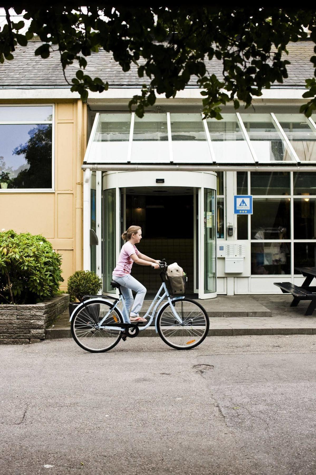 Danhostel Copenhagen Bellahoj Exterior photo